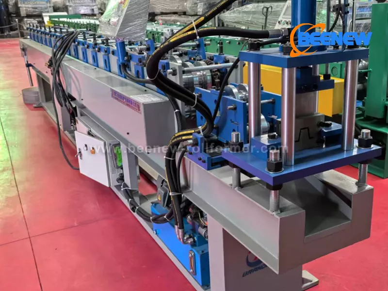 Máquina formadora de rolo de quilha leve